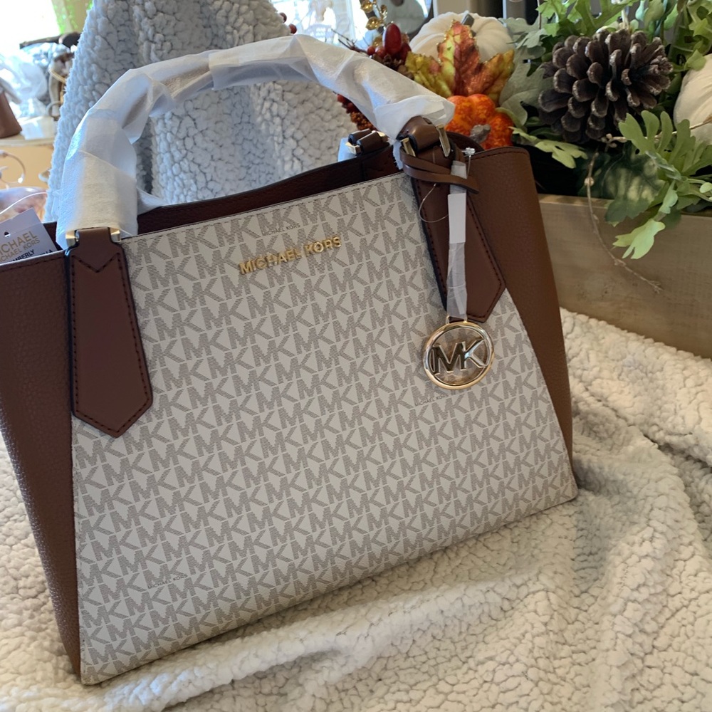 Mk authentic satchel